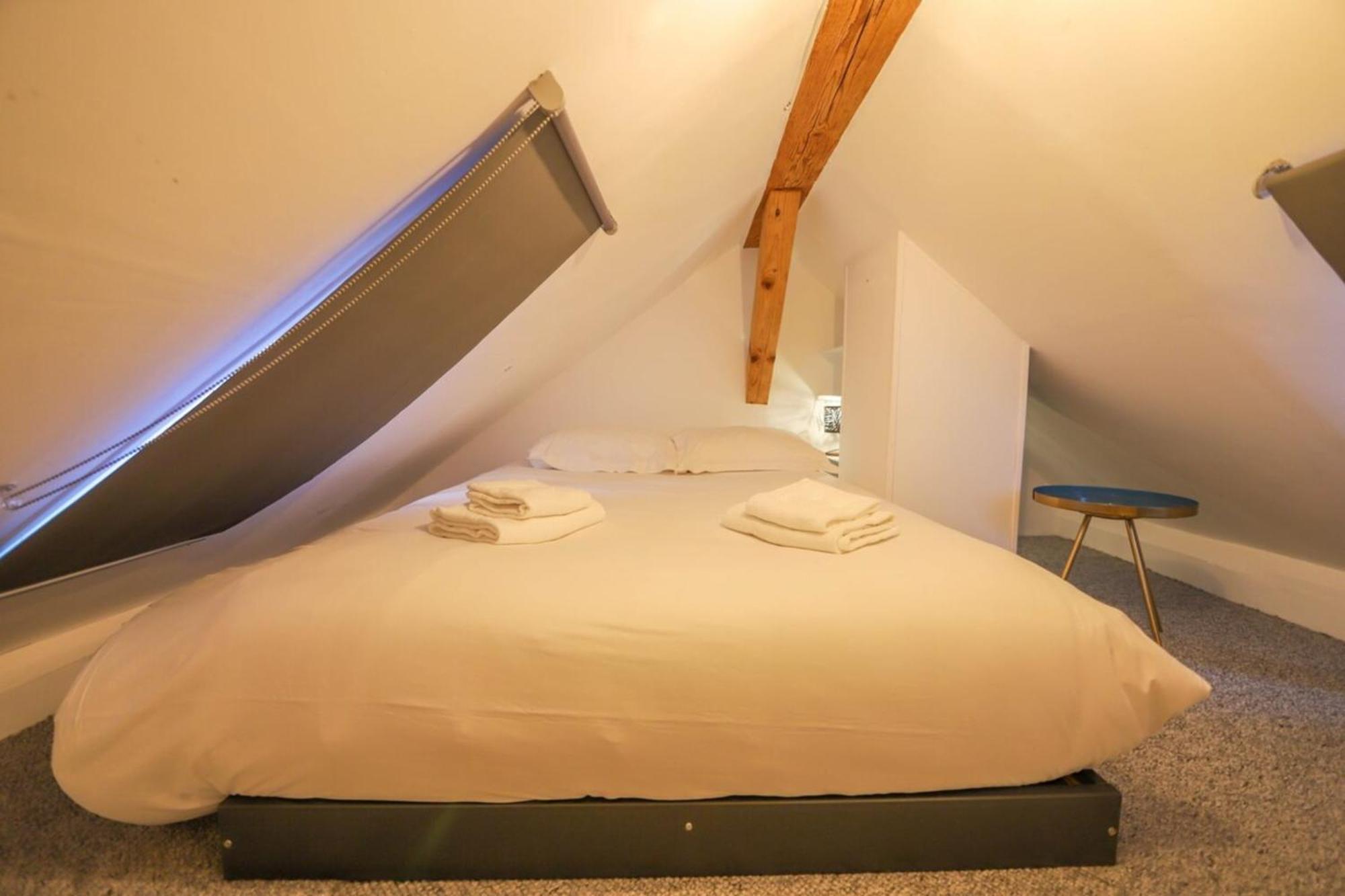 Le Factory Duplex En Vieille Ville Cote Lac 阿讷西 外观 照片
